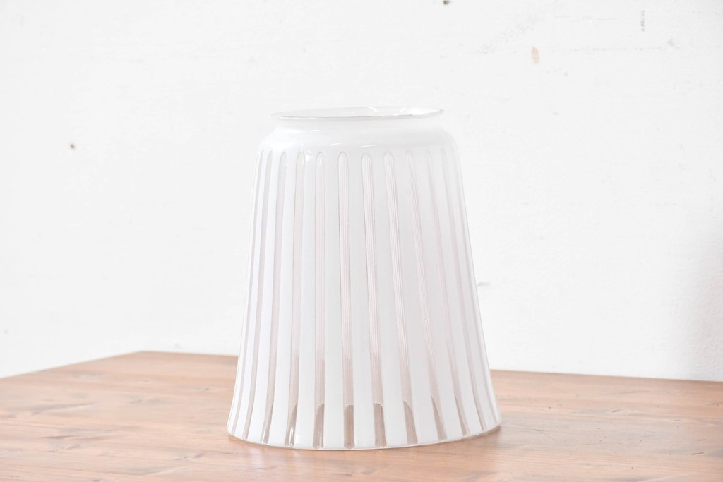 《引っ掛けシーリング式ペンダントライト加工費込み》　和製アンティーク　希少デザイン　大振りサイズ　レトロなストライプが可愛らしい切子細工のペンダントライト　(R-086879)