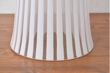 《引っ掛けシーリング式ペンダントライト加工費込み》　和製アンティーク　希少デザイン　大振りサイズ　レトロなストライプが可愛らしい切子細工のペンダントライト　(R-086879)