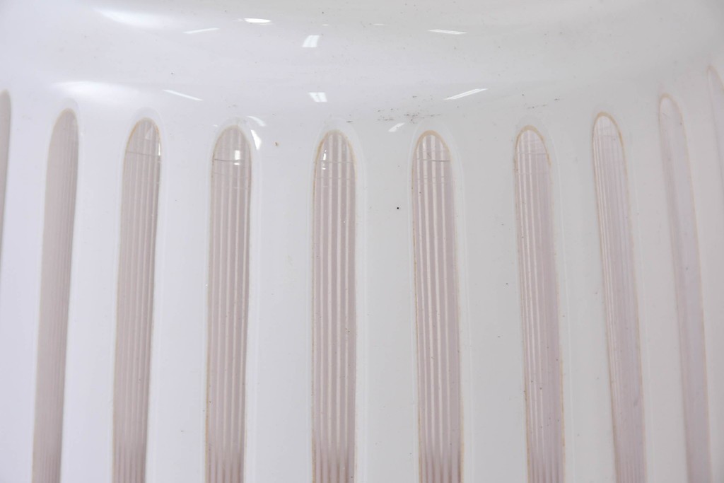 《引っ掛けシーリング式ペンダントライト加工費込み》　和製アンティーク　希少デザイン　大振りサイズ　レトロなストライプが可愛らしい切子細工のペンダントライト　(R-086879)