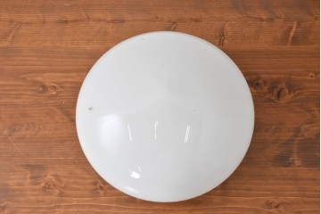 《天井・壁付け照明加工費込み》　和製ヴィンテージ　ふっくらとした円形フォルムのシンプルなシーリングライト　(R-086882)
