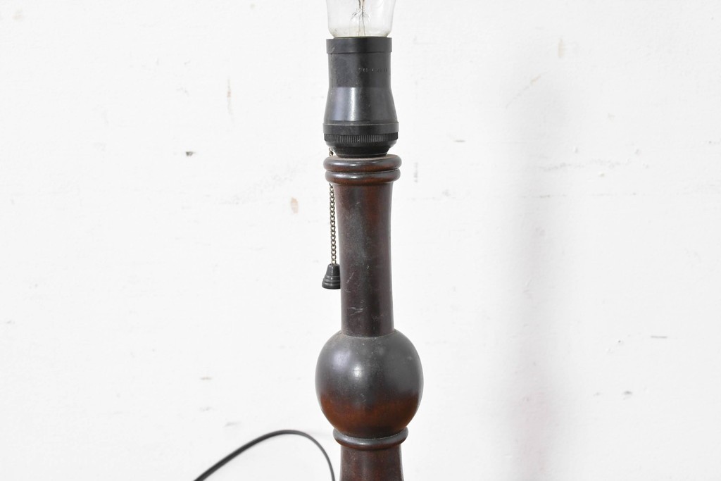 中古　松本民芸家具　和洋折衷デザイン　和紙製プリーツシェードのA型スタンド　(R-086883)