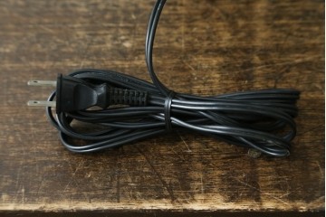 中古　松本民芸家具　和洋折衷デザイン　和紙製プリーツシェードのA型スタンド　(R-086883)