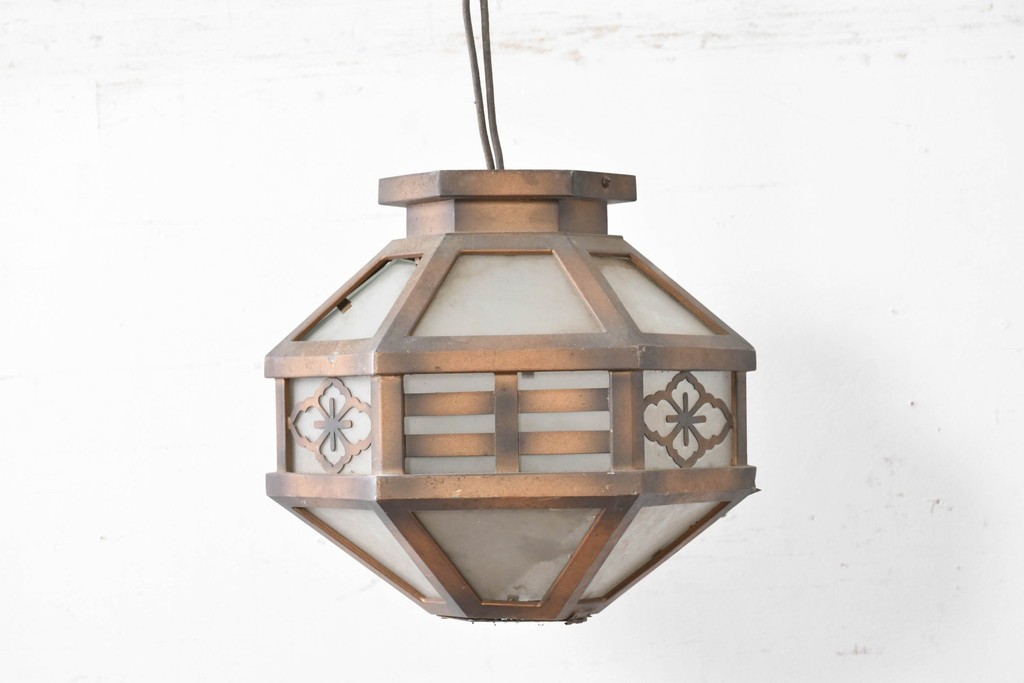 和製アンティーク　花菱文様をあしらった六角形のシーリングライト　(R-086887)