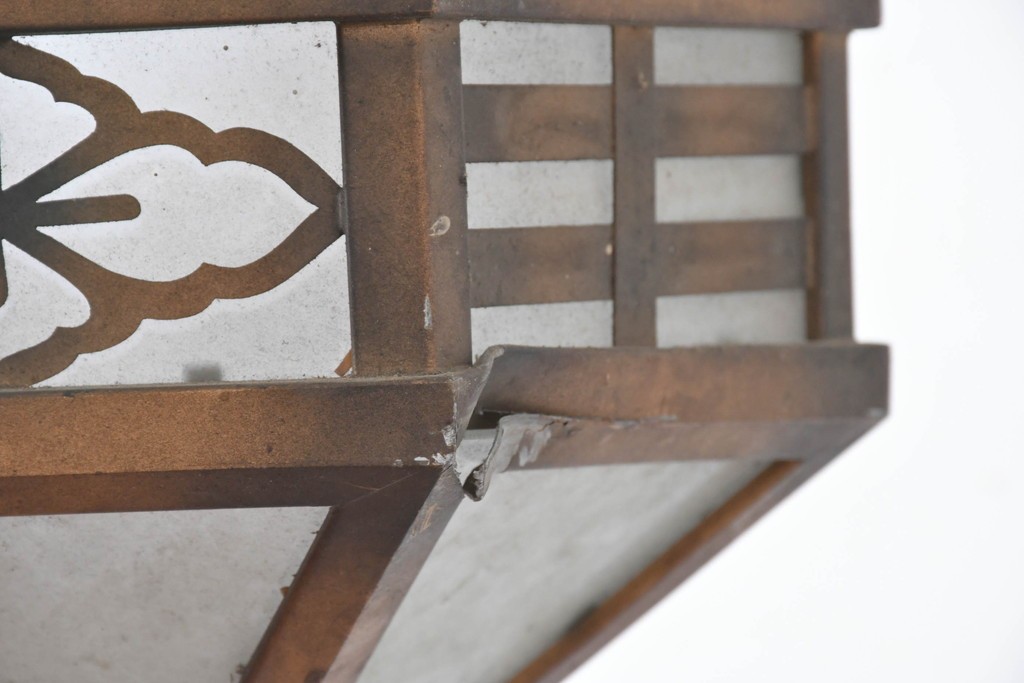 和製アンティーク　花菱文様をあしらった六角形のシーリングライト　(R-086887)