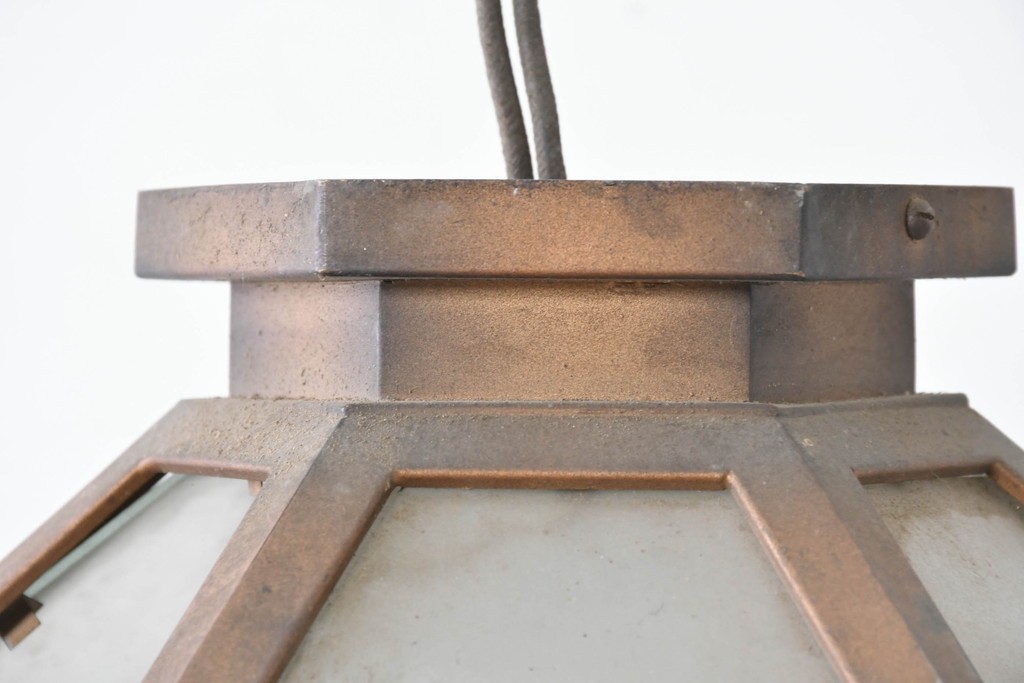 和製アンティーク　花菱文様をあしらった六角形のシーリングライト　(R-086887)