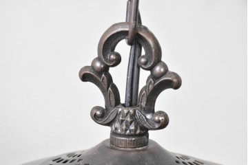 イギリスヴィンテージ　ビビッドな差し色が目を惹くステンドグラスの球体型ペンダントライト　(R-086891)