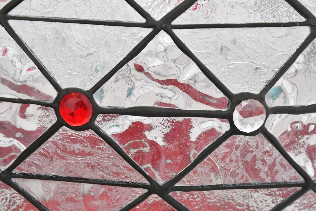 イギリスヴィンテージ　ビビッドな差し色が目を惹くステンドグラスの球体型ペンダントライト　(R-086891)