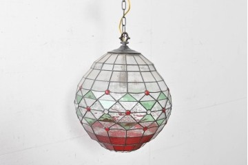 イギリスヴィンテージ　ビビッドな差し色が目を惹くステンドグラスの球体型ペンダントライト　(R-086892)