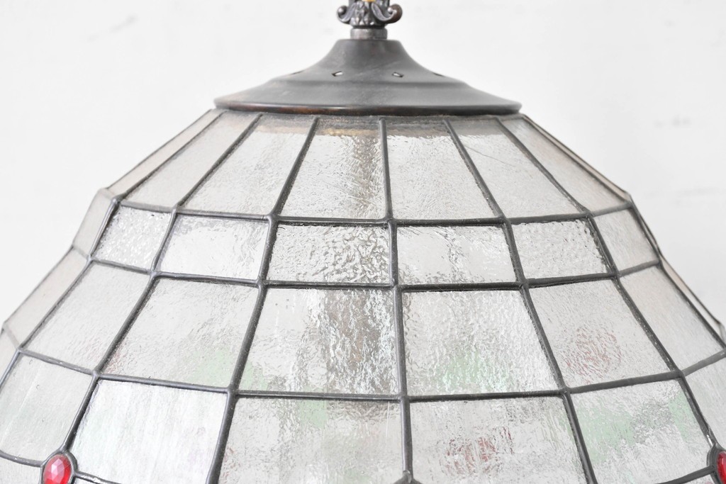 イギリスヴィンテージ　ビビッドな差し色が目を惹くステンドグラスの球体型ペンダントライト　(R-086892)