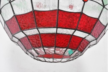 イギリスヴィンテージ　ビビッドな差し色が目を惹くステンドグラスの球体型ペンダントライト　(R-086892)