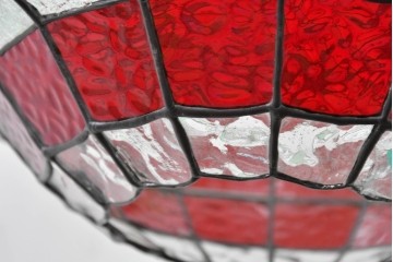 イギリスヴィンテージ　ビビッドな差し色が目を惹くステンドグラスの球体型ペンダントライト　(R-086892)