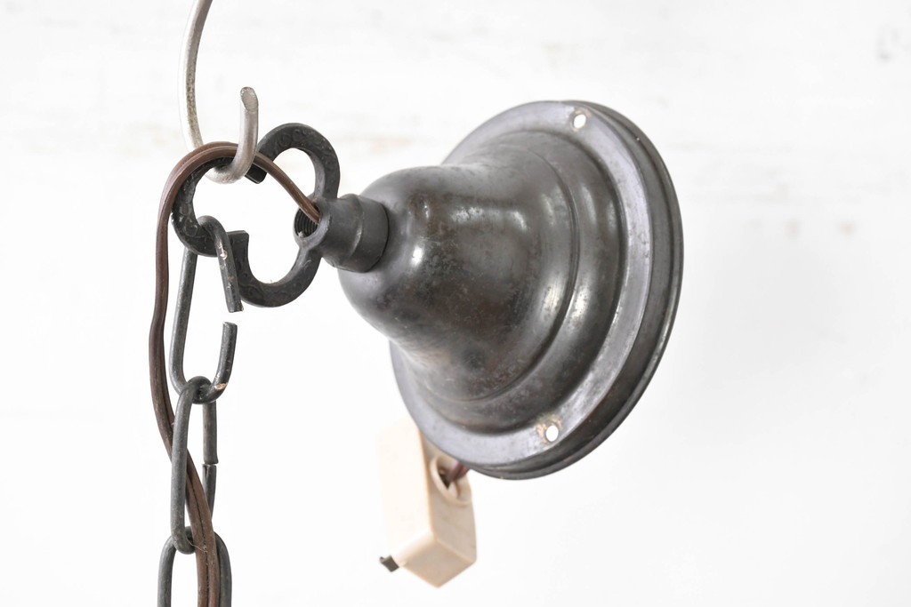 和製アンティーク　空間に重厚感を添えるブラケットが魅力な吊り下げ照明　(R-086893)