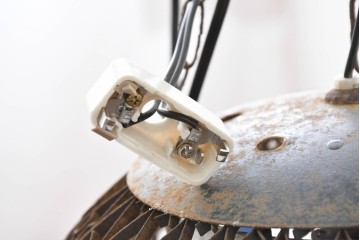 和製アンティーク　透かし模様が印象的な球体デザインの吊り下げ照明　(R-086894)