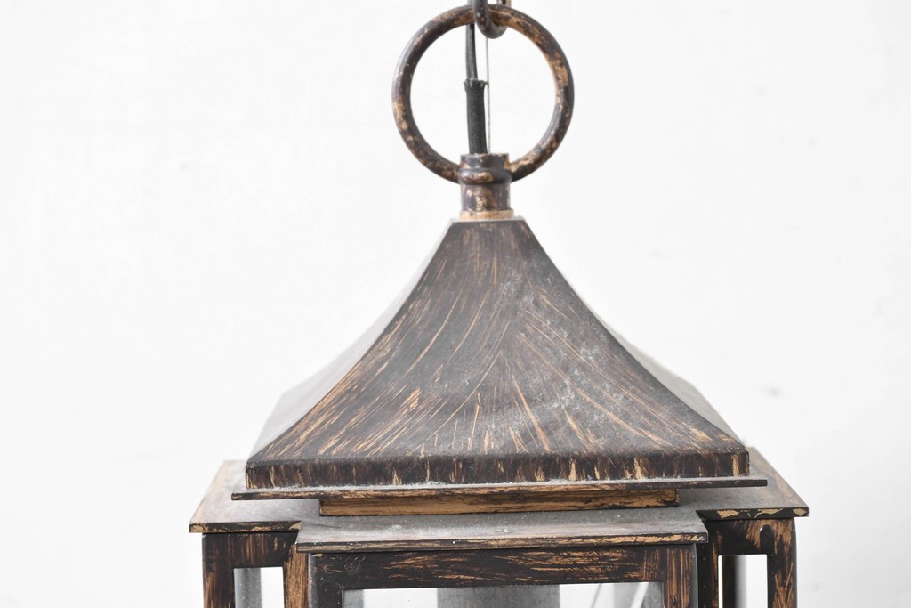 中古　アンティーク調　素朴で上品な雰囲気の吊り下げ照明　(R-086895)