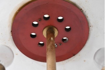 和製ビンテージ　レトロな配色のガラスシェードが目を引く吊り下げ照明　(R-086896)