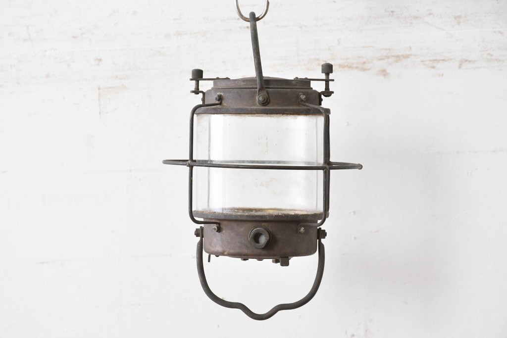 《引っ掛けシーリング式ペンダントライト加工費込み》　和製ヴィンテージ　日本船燈株式会社　無骨で渋い風合いが魅力の真鍮製マリンランプ　(R-086897)