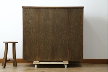 和製ヴィンテージ　美品　岩谷堂箪笥　重厚な飾り金具が映える戸棚付き衣装箪笥　(R-086898)