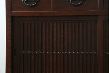 中古　美品　三面栗(クリ)材　格子戸が美しい水屋箪笥　(R-086902)