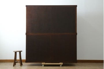 中古　美品　三面栗(クリ)材　格子戸が美しい水屋箪笥　(R-086902)