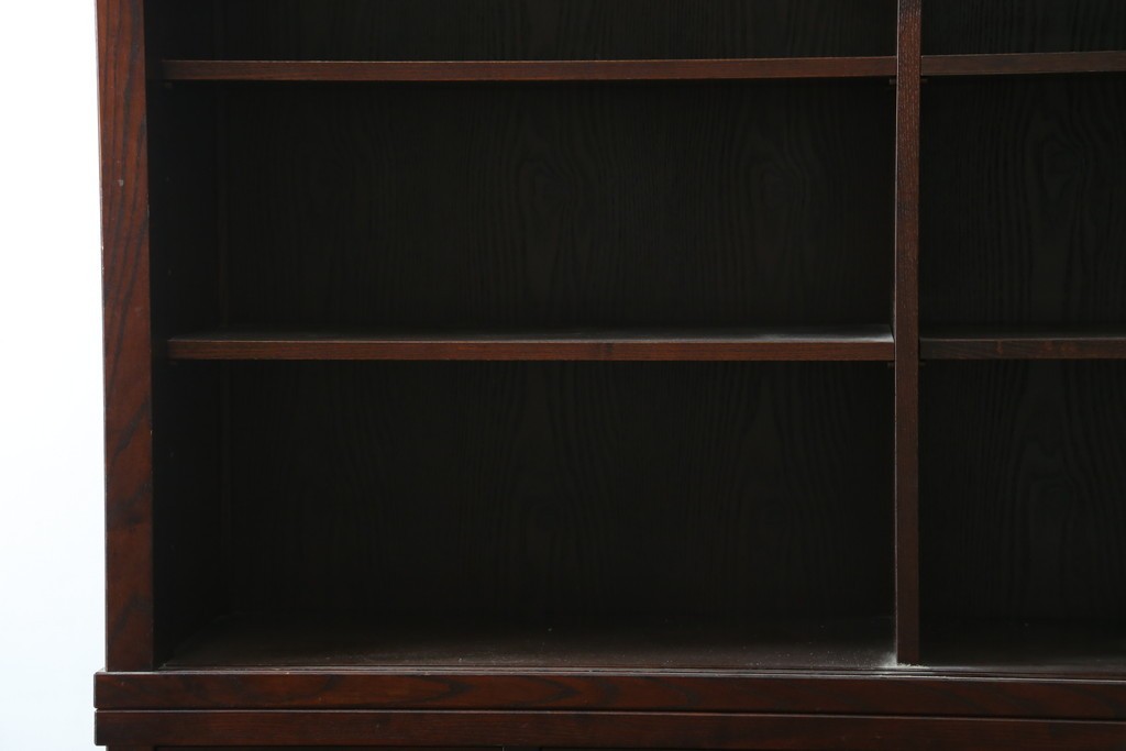 中古　美品　三面栗(クリ)材　格子戸の水屋箪笥サイドボード　(R-086903)