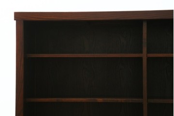 中古　美品　三面栗(クリ)材　格子戸の水屋箪笥サイドボード　(R-086903)