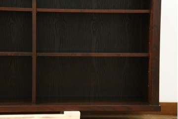 中古　美品　三面栗(クリ)材　格子戸の水屋箪笥サイドボード　(R-086903)