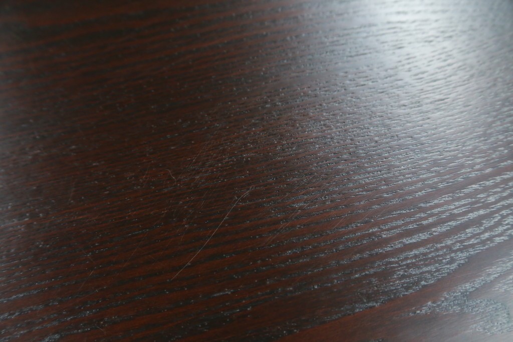 中古　美品　三面栗(クリ)材　引き出し4杯付き　格子戸の水屋箪笥サイドボード　(R-086904)