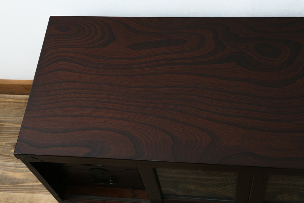 中古　希少な廃番品　青木産業　欅(ケヤキ)材　4way　デザイン性と実用性を兼ね備えたテレビ台　(R-086906)