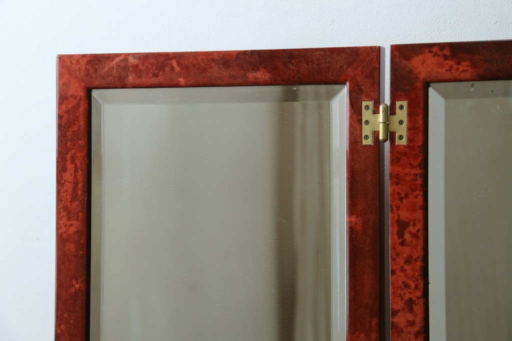 中古　美品　希少!!　アルド・トゥーラ(ALDO TURA)　艶やかな赤褐色が目を引く仔山羊革(ゴートスキン)張りのドレッサー　(R-086908)