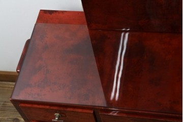 中古　美品　希少!!　アルド・トゥーラ(ALDO TURA)　艶やかな赤褐色が目を引く仔山羊革(ゴートスキン)張りのドレッサー　(R-086908)