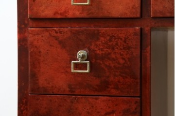 中古　美品　希少!!　アルド・トゥーラ(ALDO TURA)　艶やかな赤褐色が目を引く仔山羊革(ゴートスキン)張りのドレッサー　(R-086908)