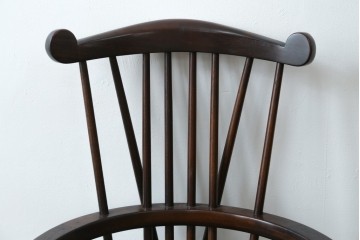 和製ヴィンテージ　九州民芸家具　ゴールドスミス　美しいデザインのアームチェア2脚セット　(R-086910)