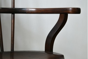 和製ヴィンテージ　九州民芸家具　ゴールドスミス　美しいデザインのアームチェア2脚セット　(R-086910)