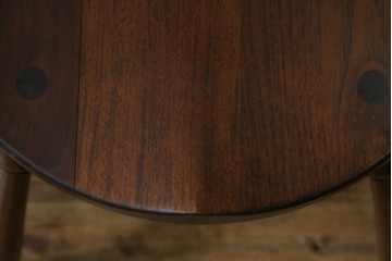 和製ヴィンテージ　九州民芸家具　ゴールドスミス　美しいデザインのアームチェア2脚セット　(R-086910)