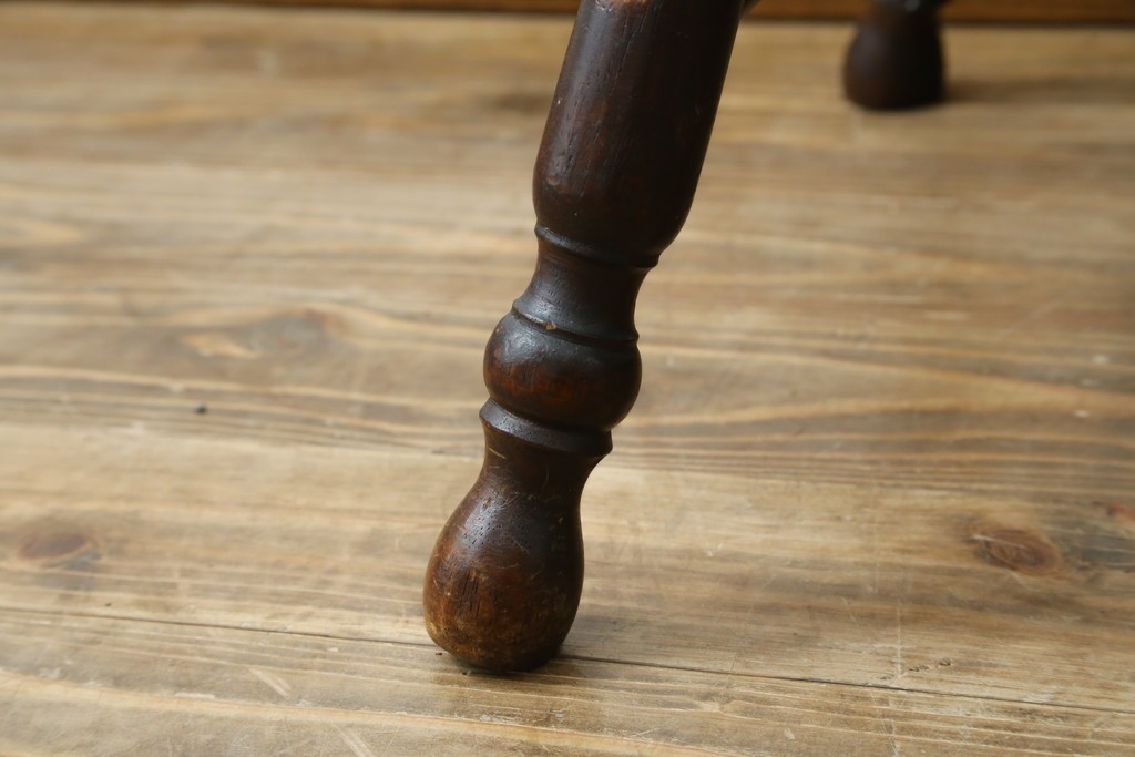 和製ヴィンテージ　九州民芸家具　ゴールドスミス　美しいデザインのアームチェア2脚セット　(R-086910)