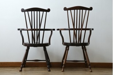 和製ヴィンテージ　九州民芸家具　ゴールドスミス　美しいデザインのアームチェア2脚セット　(R-086910)