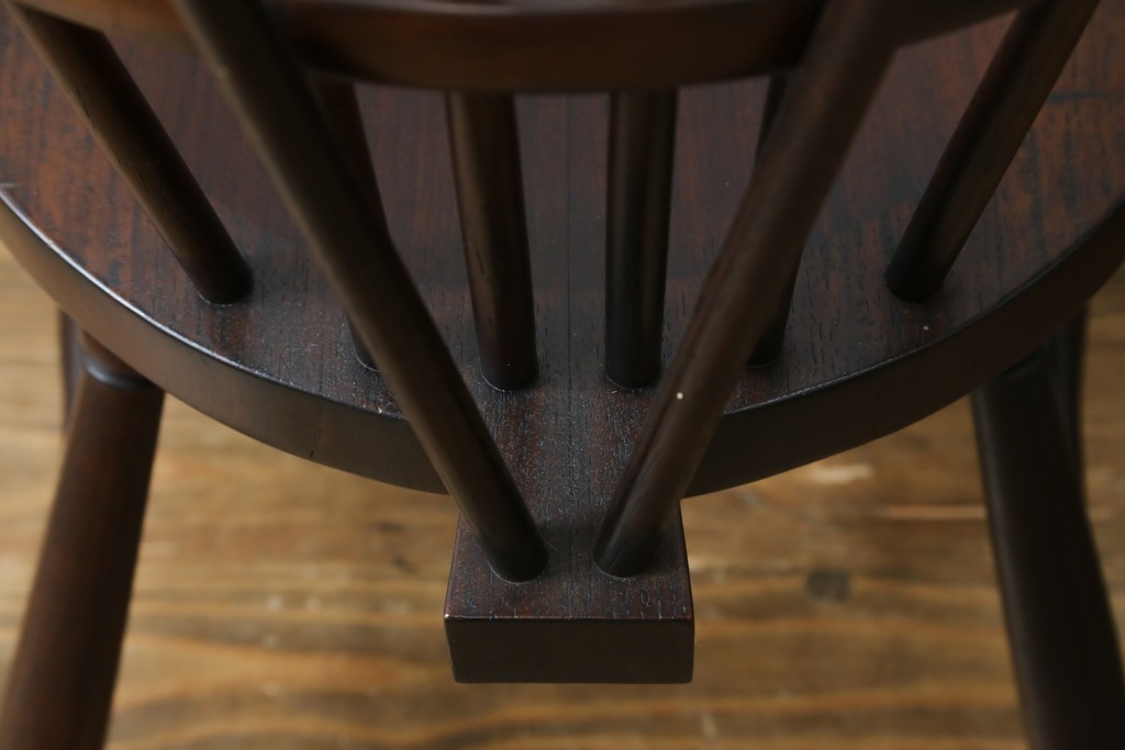 和製ヴィンテージ　九州民芸家具　ゴールドスミス　美しいデザインのアームチェア2脚セット　(R-086910)