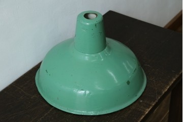 《引っ掛けシーリング式ペンダントライト加工費込み》　イギリスアンティーク　インダストリアル　くすみカラーがおしゃれなペンダントライト　(R-086911)