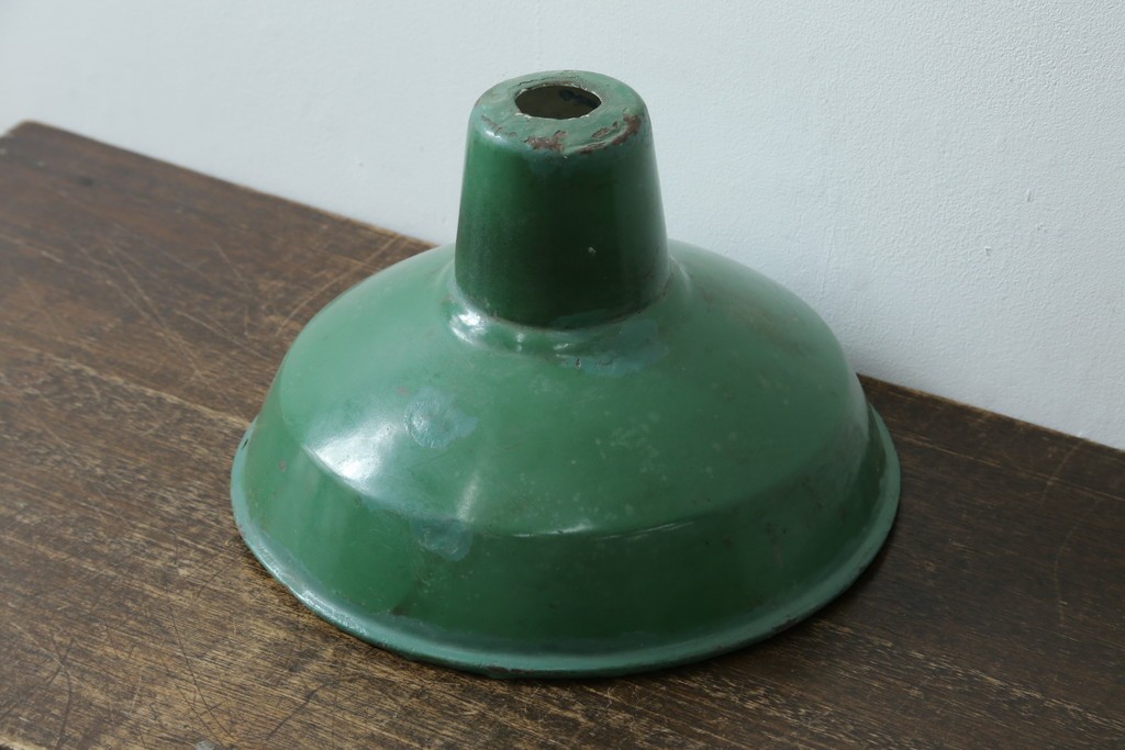 《引っ掛けシーリング式ペンダントライト加工費込み》　イギリスアンティーク　インダストリアル　鮮やかなグリーンが目を惹くペンダントライト　(R-086912)