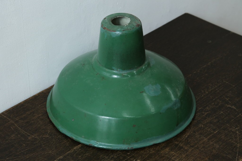 《引っ掛けシーリング式ペンダントライト加工費込み》　イギリスアンティーク　インダストリアル　鮮やかなグリーンが目を惹くペンダントライト　(R-086912)