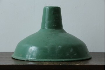 《引っ掛けシーリング式ペンダントライト加工費込み》　イギリスアンティーク　インダストリアル　深みのあるグリーンがおしゃれなペンダントライト　(R-086913)