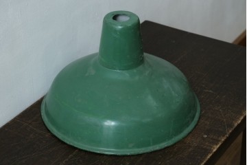 《引っ掛けシーリング式ペンダントライト加工費込み》　イギリスアンティーク　インダストリアル　深みのあるグリーンがおしゃれなペンダントライト　(R-086913)