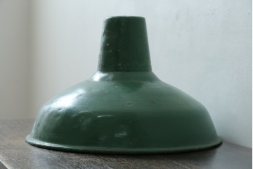 《引っ掛けシーリング式ペンダントライト加工費込み》　イギリスアンティーク　インダストリアル　深みのあるグリーンがおしゃれなペンダントライト　(R-086913)