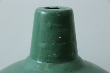 《引っ掛けシーリング式ペンダントライト加工費込み》　イギリスアンティーク　インダストリアル　深みのあるグリーンがおしゃれなペンダントライト　(R-086913)