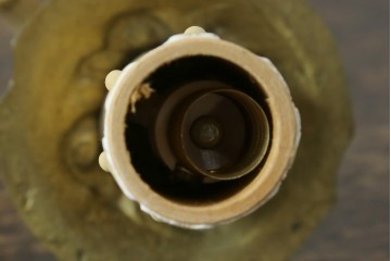 フランスヴィンテージ　繊細で優雅な装飾が魅力的な2灯式ウォールライト　(R-086917)