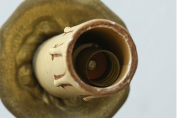 フランスヴィンテージ　繊細で優雅な装飾が魅力的な2灯式ウォールライト　(R-086918)