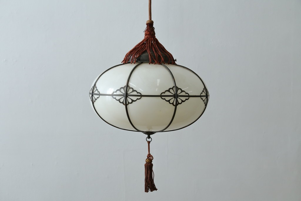 和製ヴィンテージ　真鍮飾りとタッセル付きのペンダントライト　(R-086922)