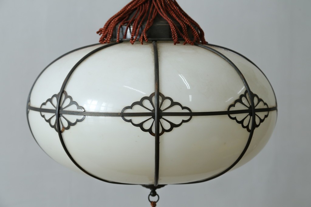 和製ヴィンテージ　真鍮飾りとタッセル付きのペンダントライト　(R-086922)