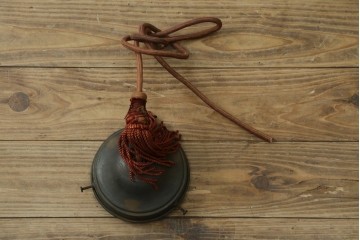 和製ヴィンテージ　真鍮飾りとタッセル付きのペンダントライト　(R-086922)