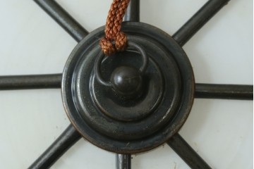 和製ヴィンテージ　真鍮飾りとタッセル付きのペンダントライト　(R-086922)